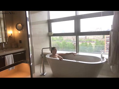 ❤️ Enorm babe som passionerat runkar av sin fitta i badrummet ️ Porno at sv.sexygirlspics.ru