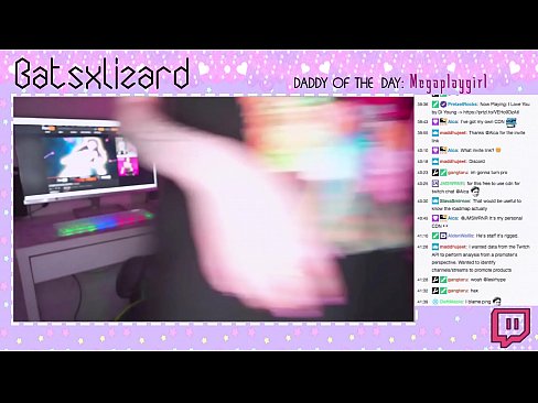 ❤️ GAMER GLÖMDE ATT STÄNGA AV STRÖMMEN OCH SPRUTAR LIVE I SÄNDNING ️ Porno at sv.sexygirlspics.ru